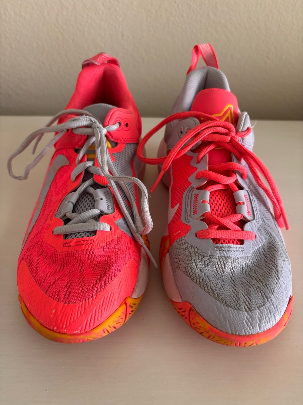 Nike Giannis Immortality 2 EP 'Hot
Punch Mismatched'
Kids 3.5 size